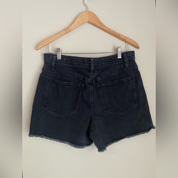 Madewell High-Rise Denim Shorts in Lunar Wash - Picture 5 of 12
